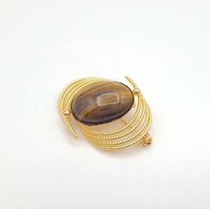 Vintage Gold Tone Tiger’s Eye Brooch | Oval Cabochon Statement Pin